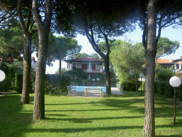 lido di spina ville con piscina